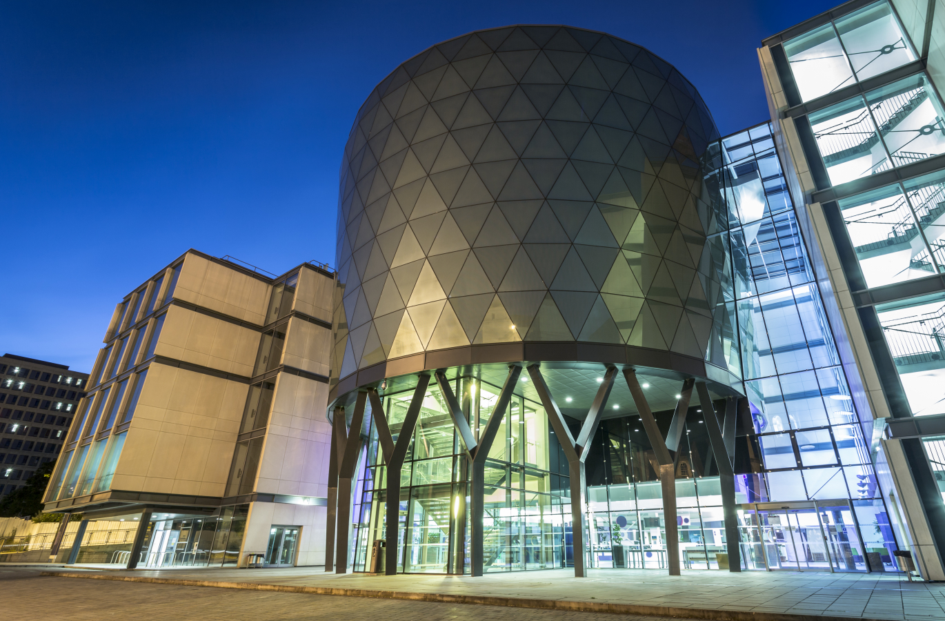 leeds met uni - digital agency leeds - parallax